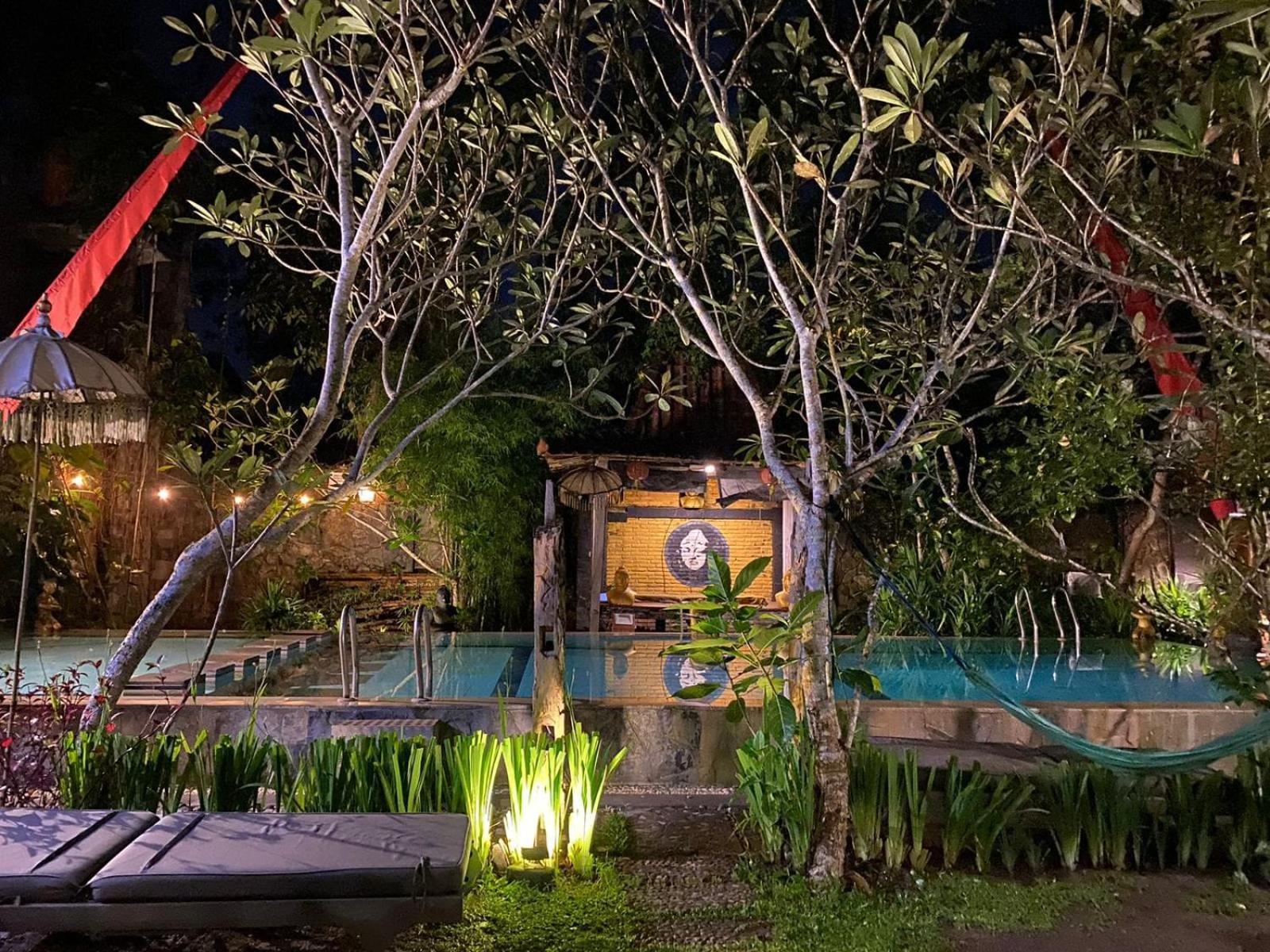 Astuti Gallery Homestay Yogyakarta Exteriér fotografie