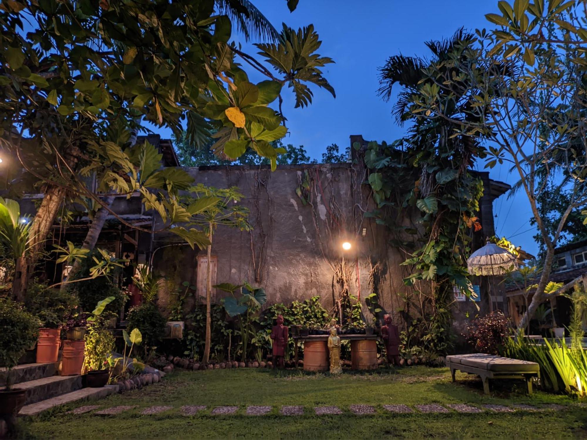 Astuti Gallery Homestay Yogyakarta Exteriér fotografie