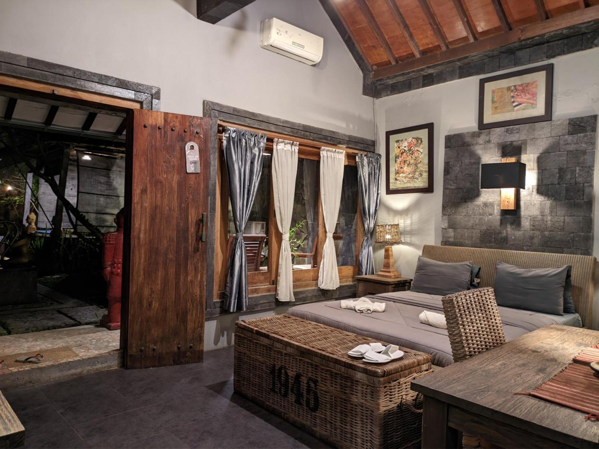 Astuti Gallery Homestay Yogyakarta Exteriér fotografie
