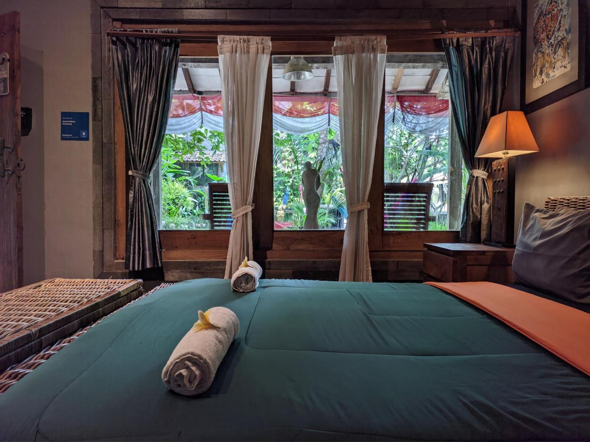 Astuti Gallery Homestay Yogyakarta Exteriér fotografie